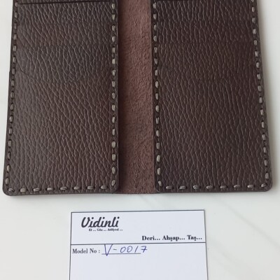 Hakiki deri el dikimi şık ve zarif deri kartlık