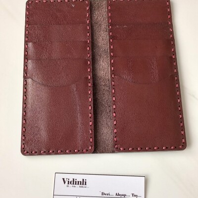 Hakiki deri el dikimi şık ve zarif deri kartlık