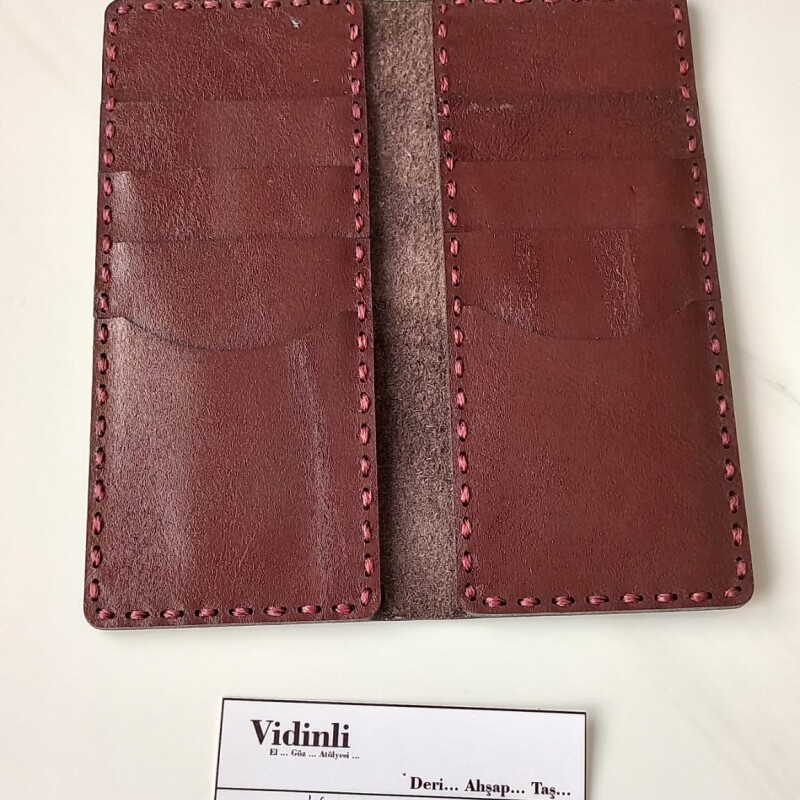 Hakiki deri el dikimi şık ve zarif deri kartlık